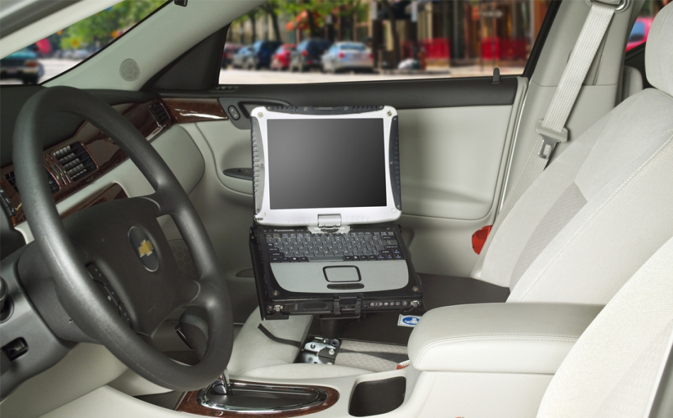 Uniwersalna podstawa Gamber-Johnson do montażu urządzeń na siedzeniu pojazdu